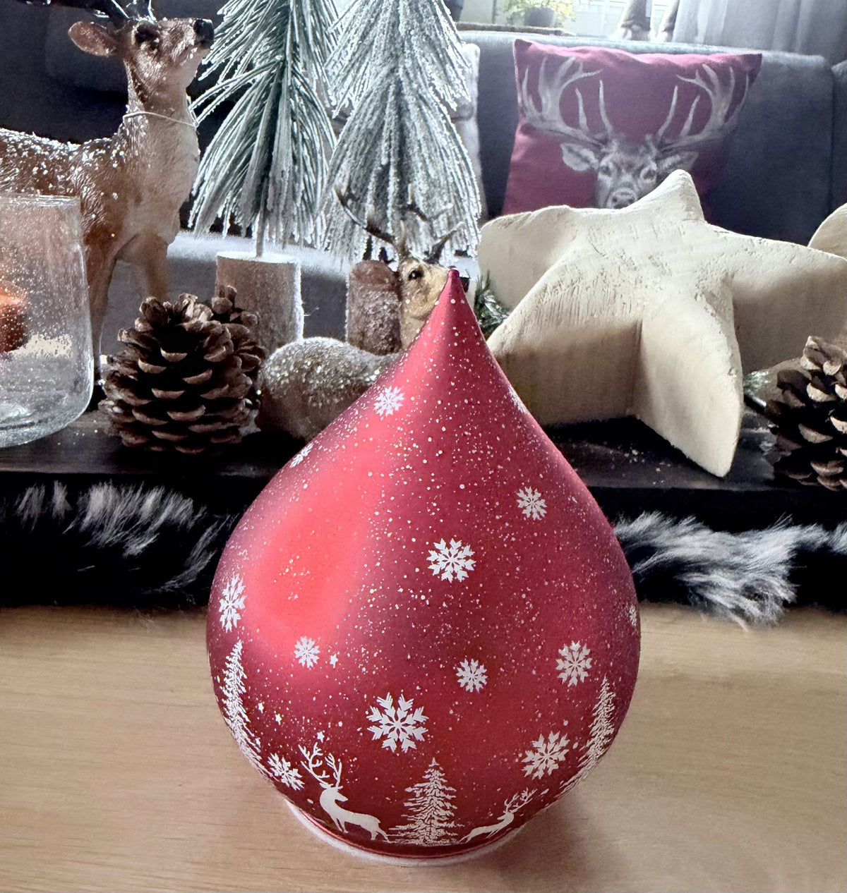 LED Dekotropfen in Winterrot
