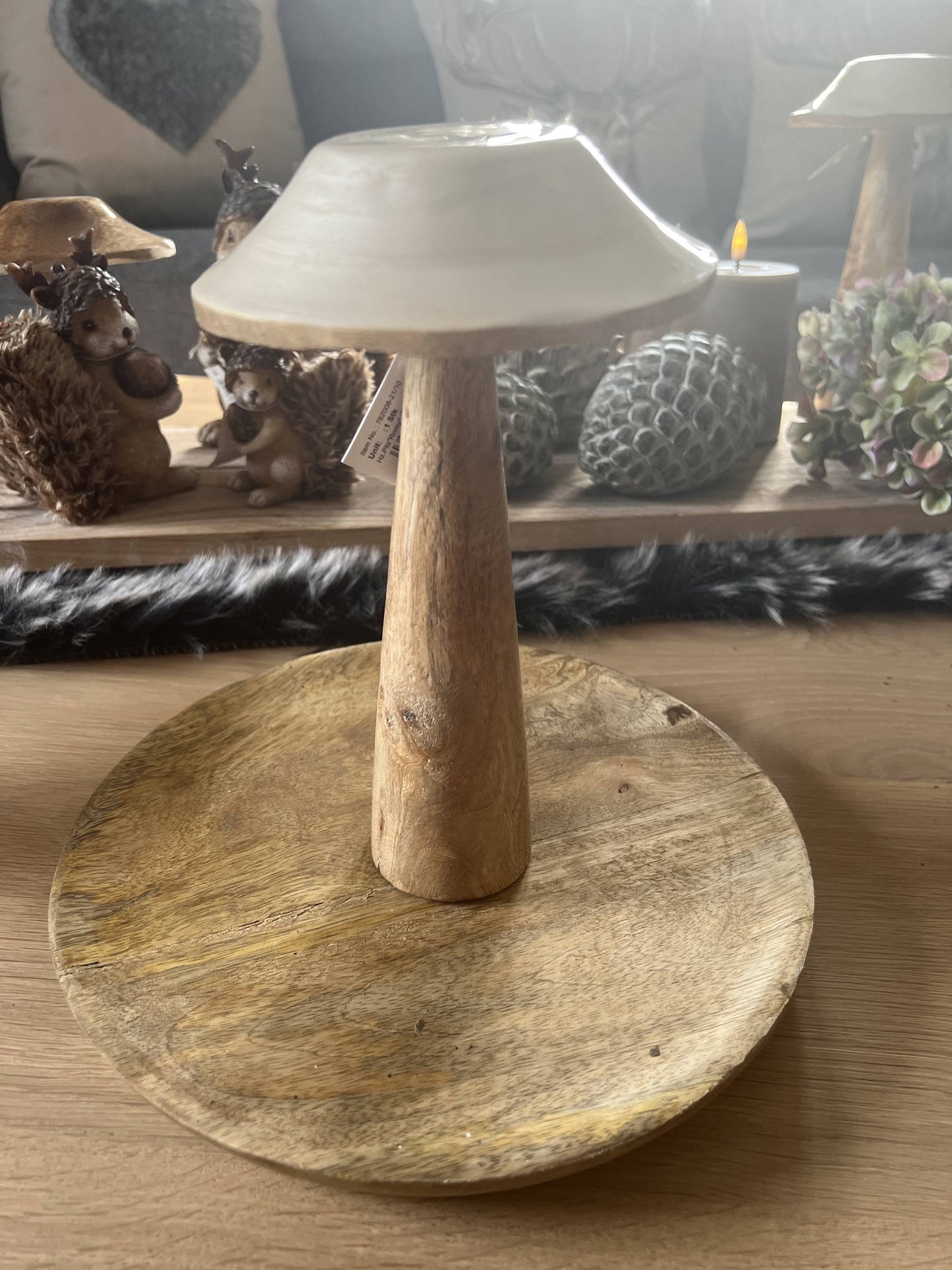 Pilzfigur aus Holz Beige