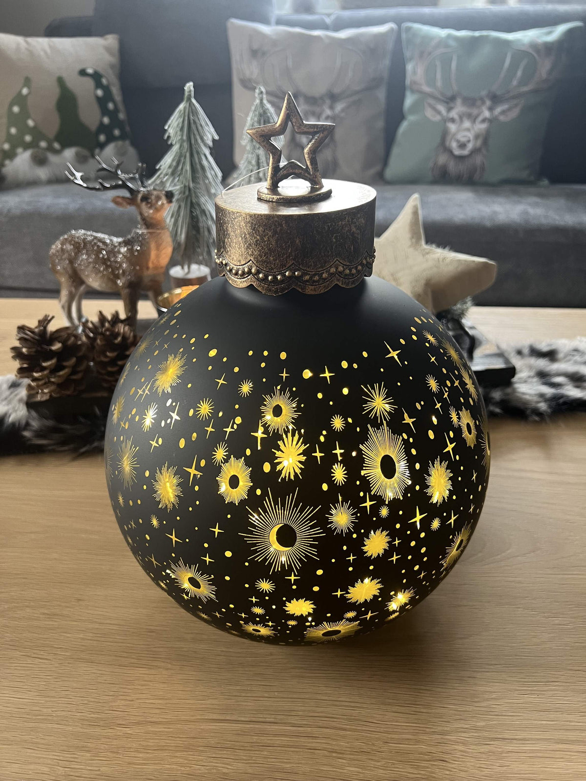 LED Dekokugel in Schwarz