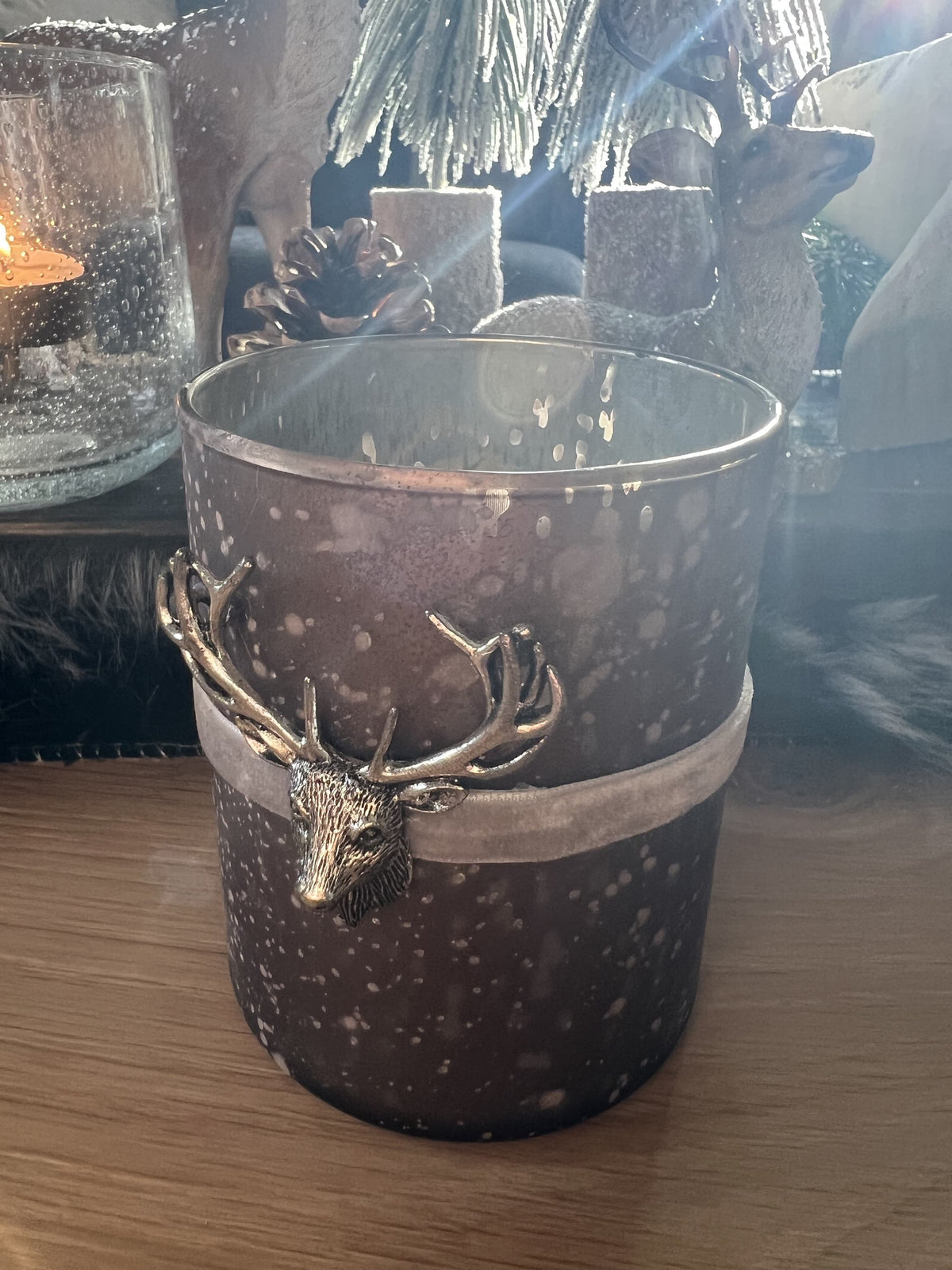 Windlicht mit Metallhirsch
