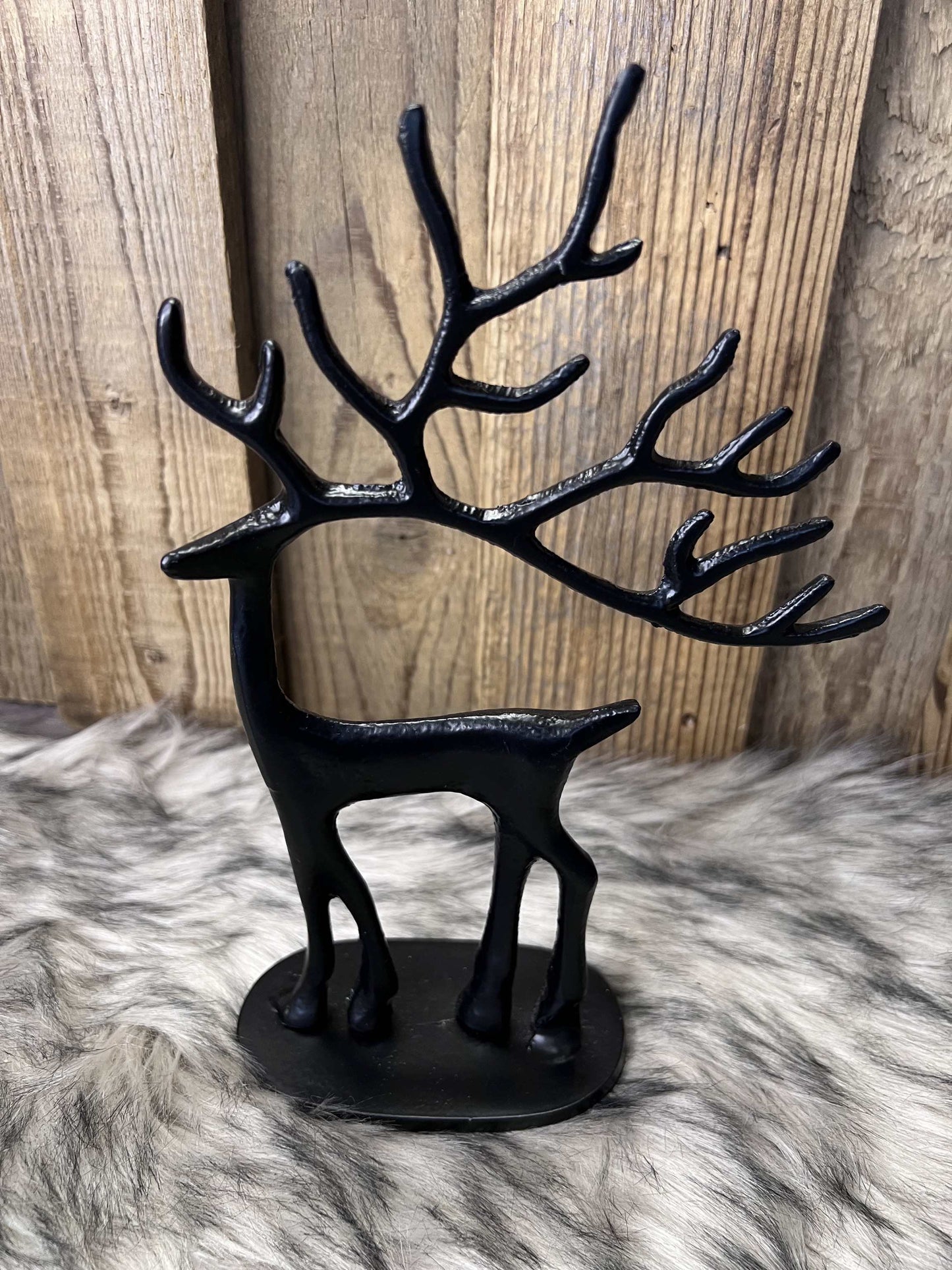 Hirschfigur aus Metall schwarz
