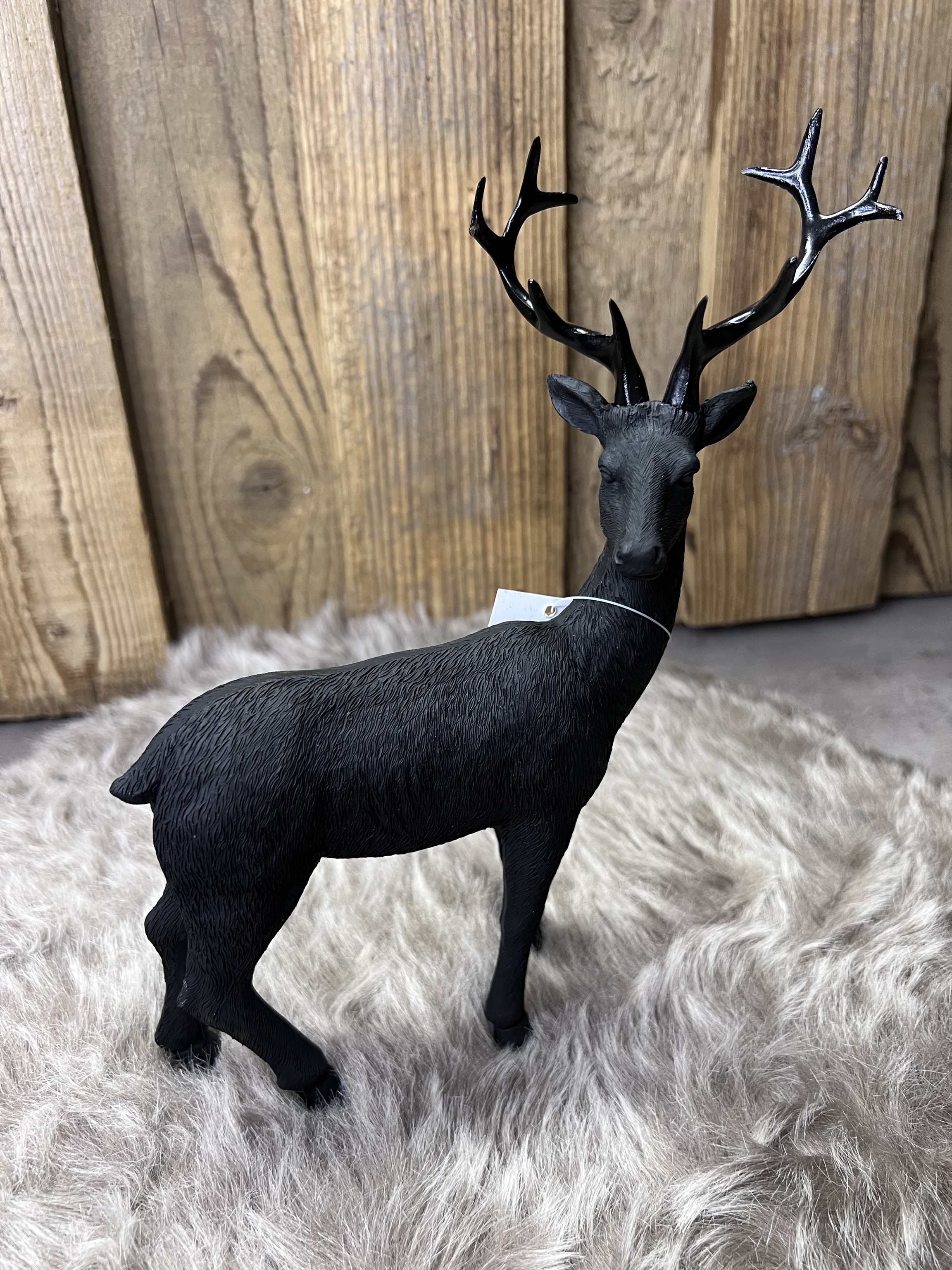 Hirschfigur schwarz