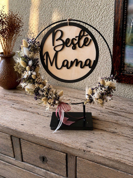 „Beste Mama“ – Zeitloser Deko-Ring mit Trockenblumen