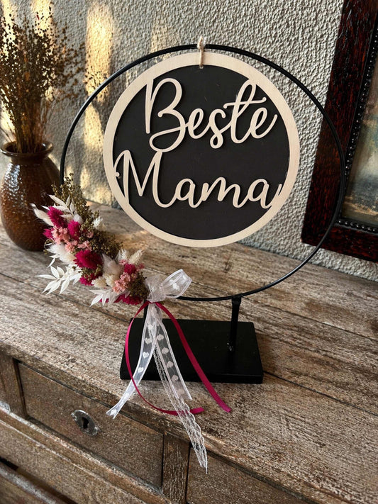 „Beste Mama“ – Zeitloser Deko-Ring mit Trockenblumen