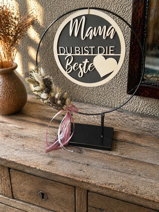 „Beste Mama“ – Zeitloser Deko-Ring mit Trockenblumen