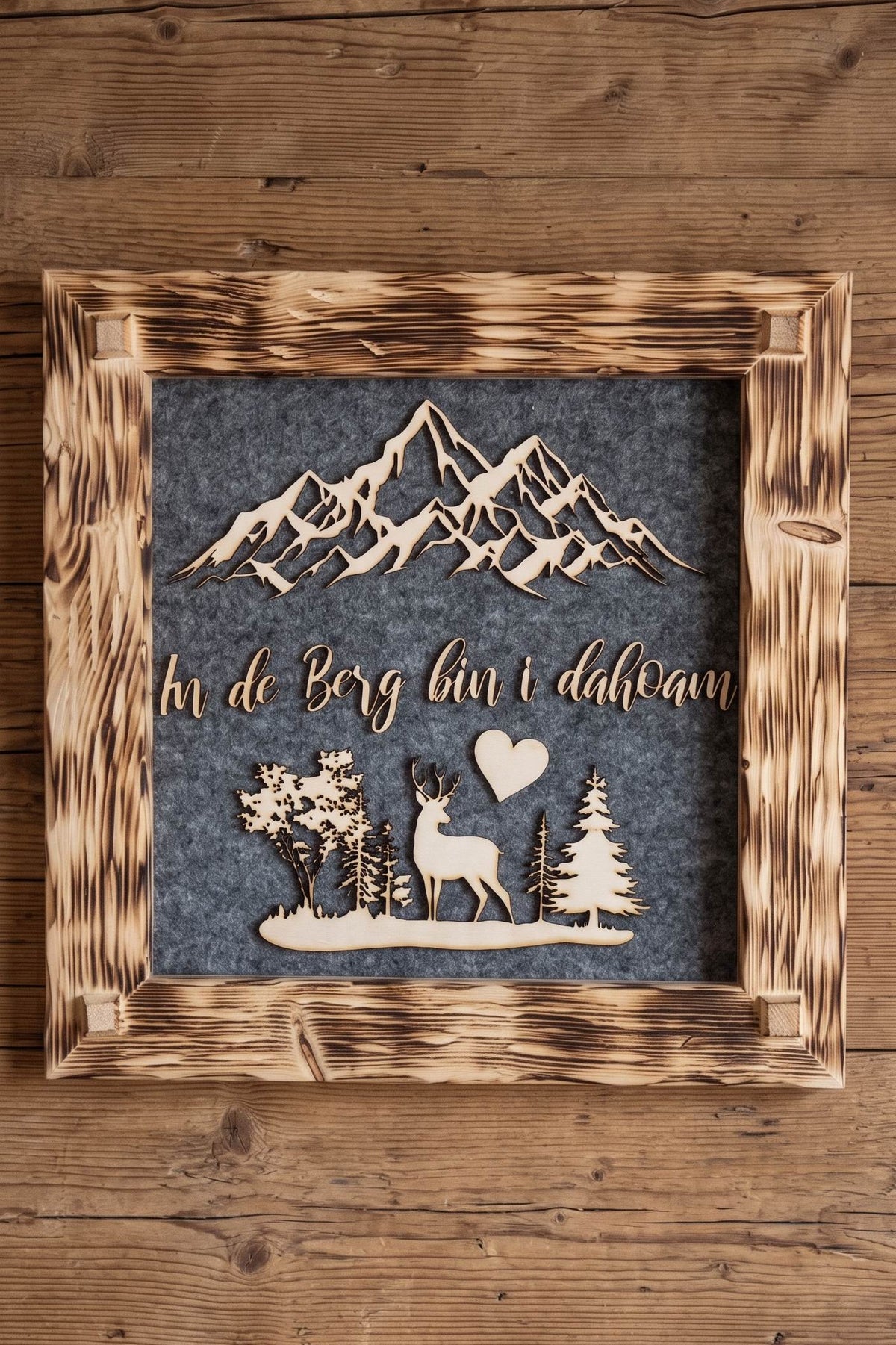 Holzrahmen 35*35cm "In de Berg bin i Dahoam "