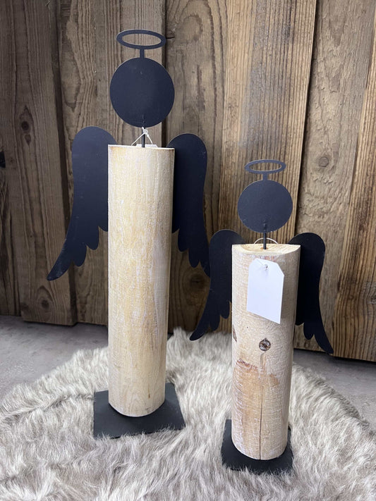 Engelsfigur aus Holz und Metall