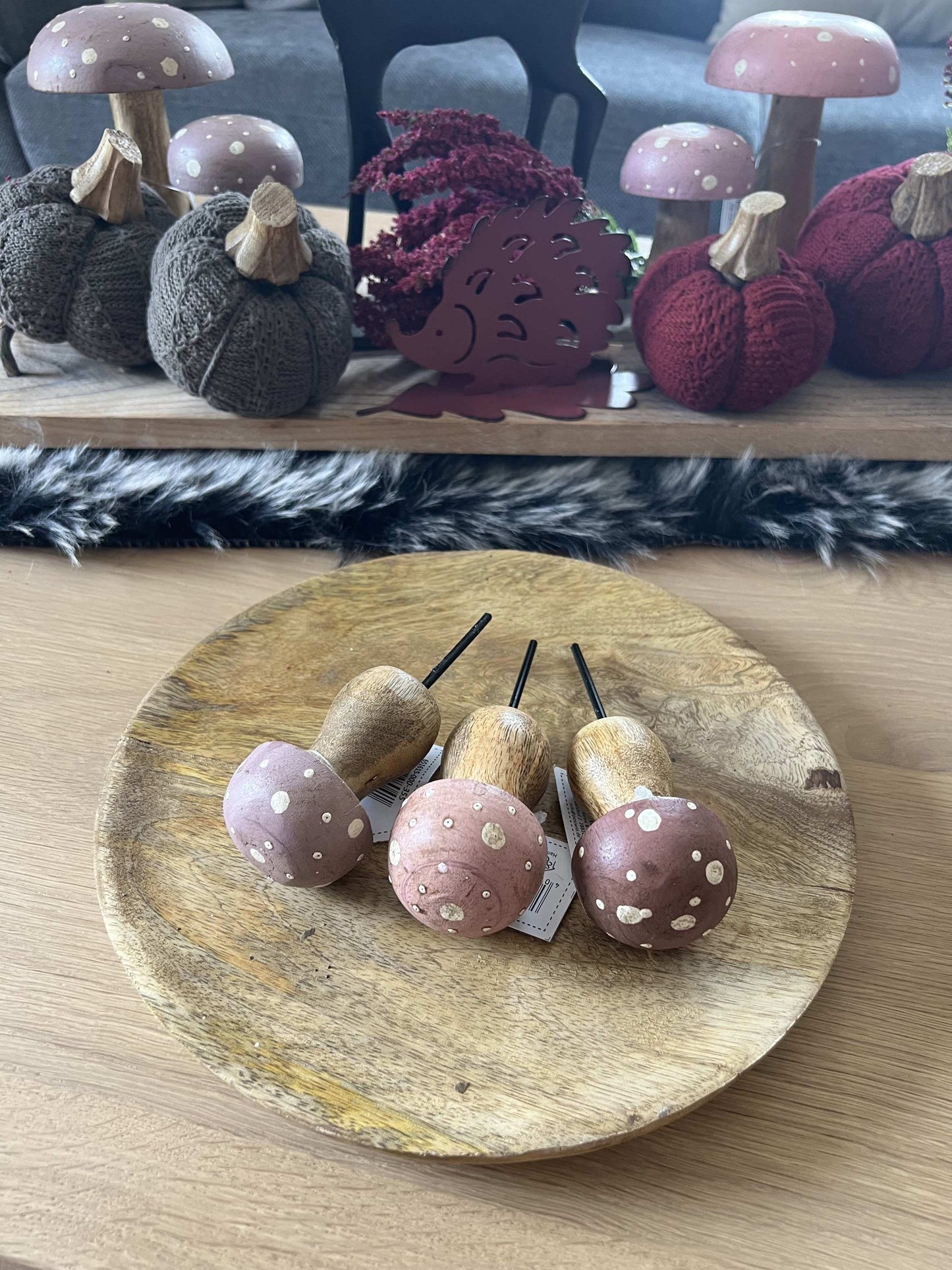 Pilzfigur aus Holz mit Staab Beere