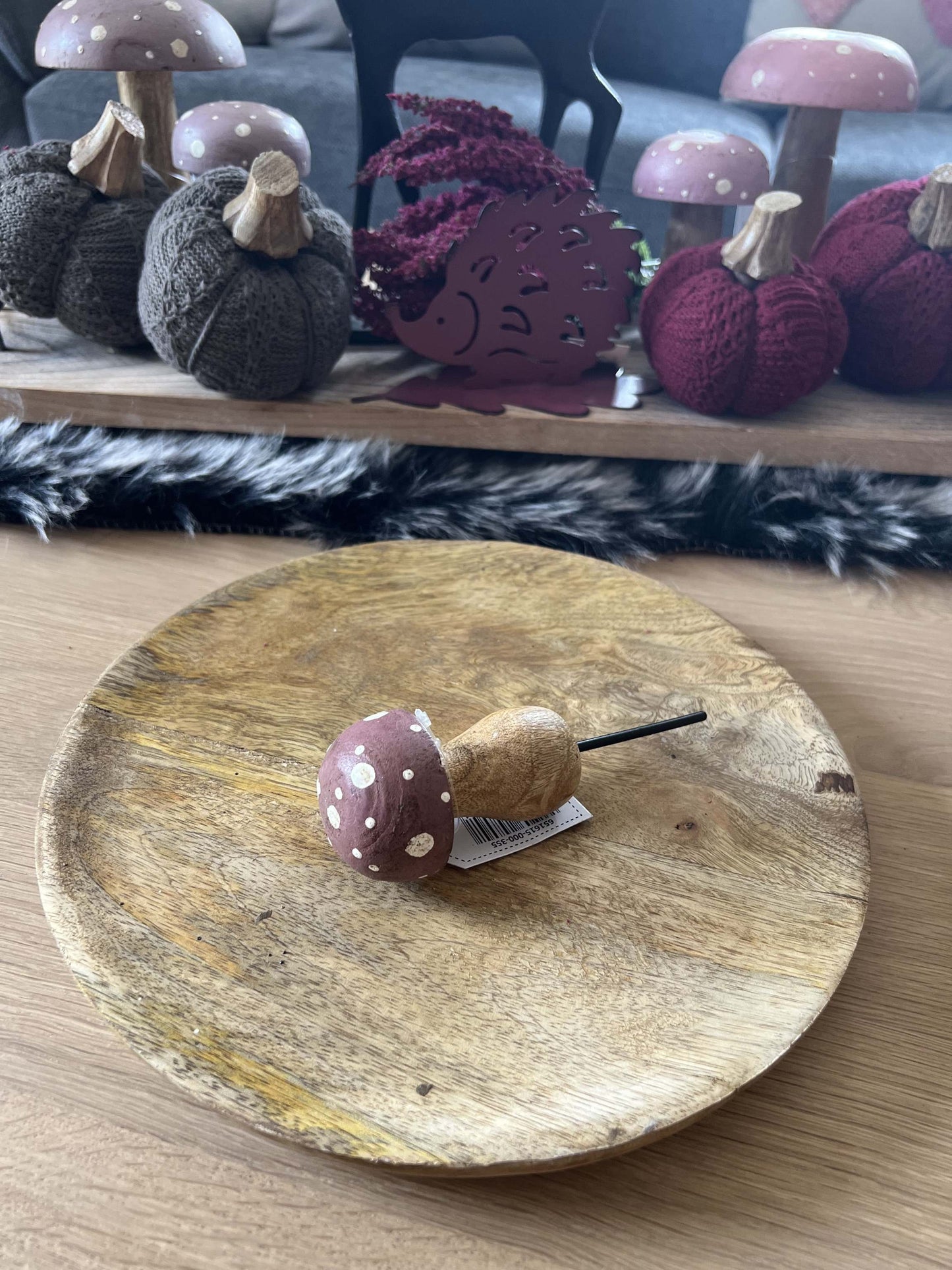 Pilzfigur aus Holz mit Staab Beere