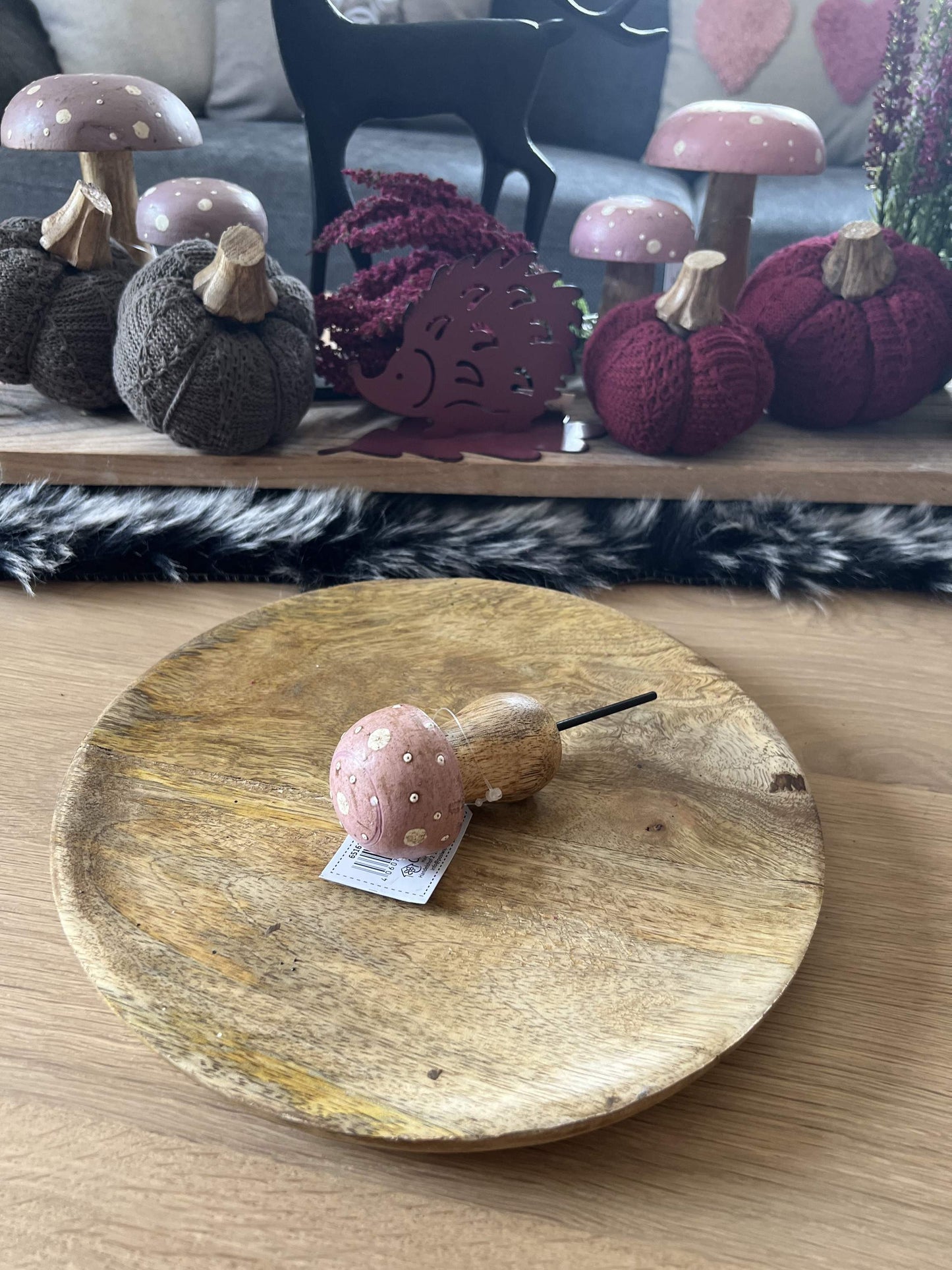 Pilzfigur aus Holz mit Staab Beere