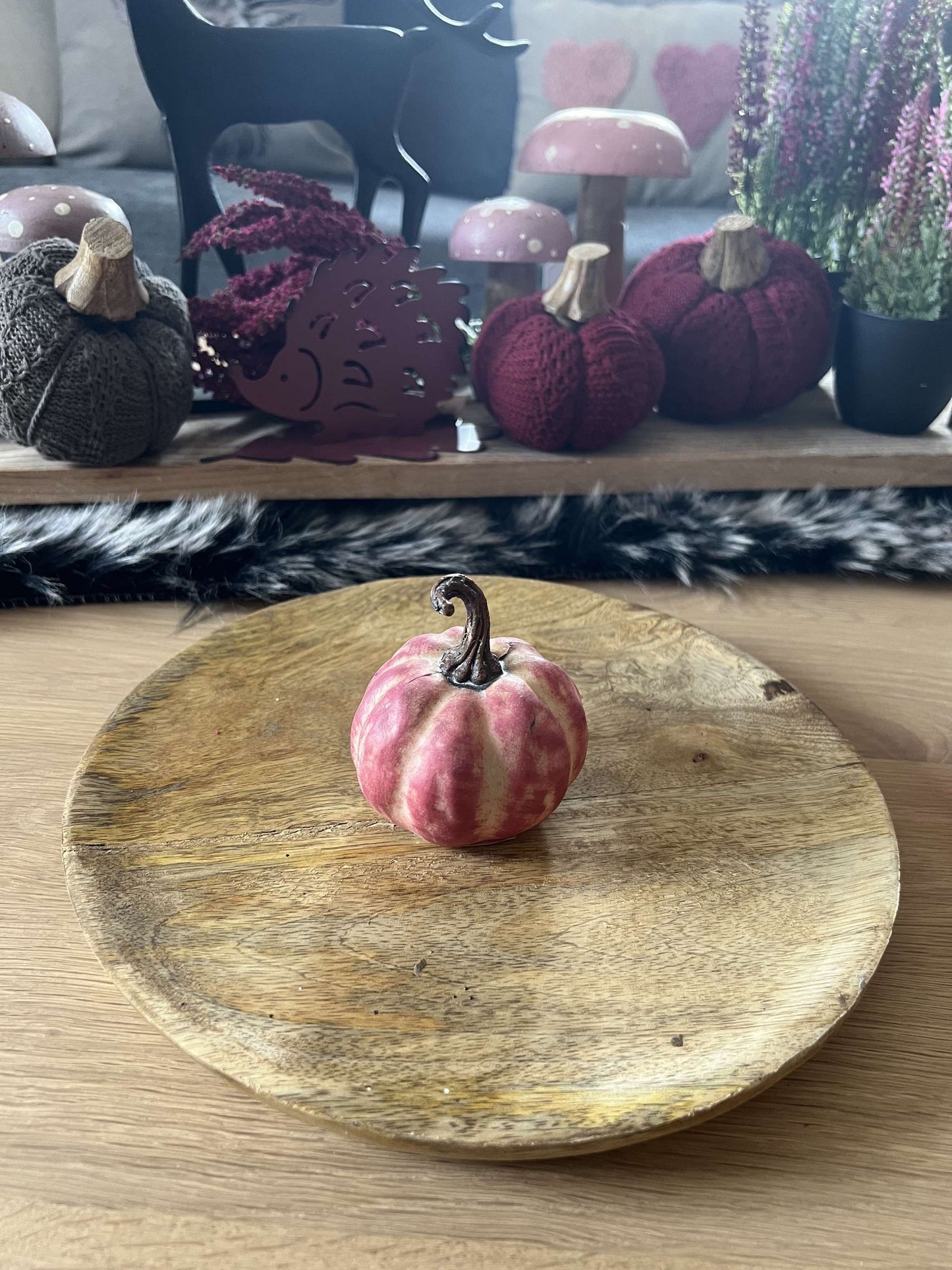 Kürbisfigur Flieder
