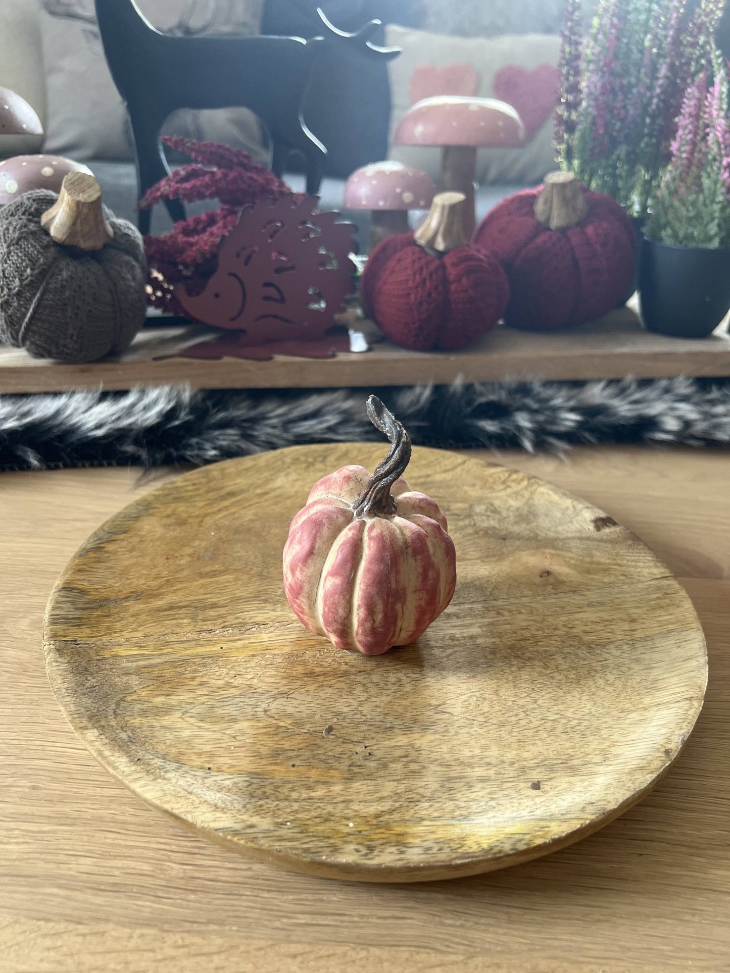 Kürbisfigur Flieder