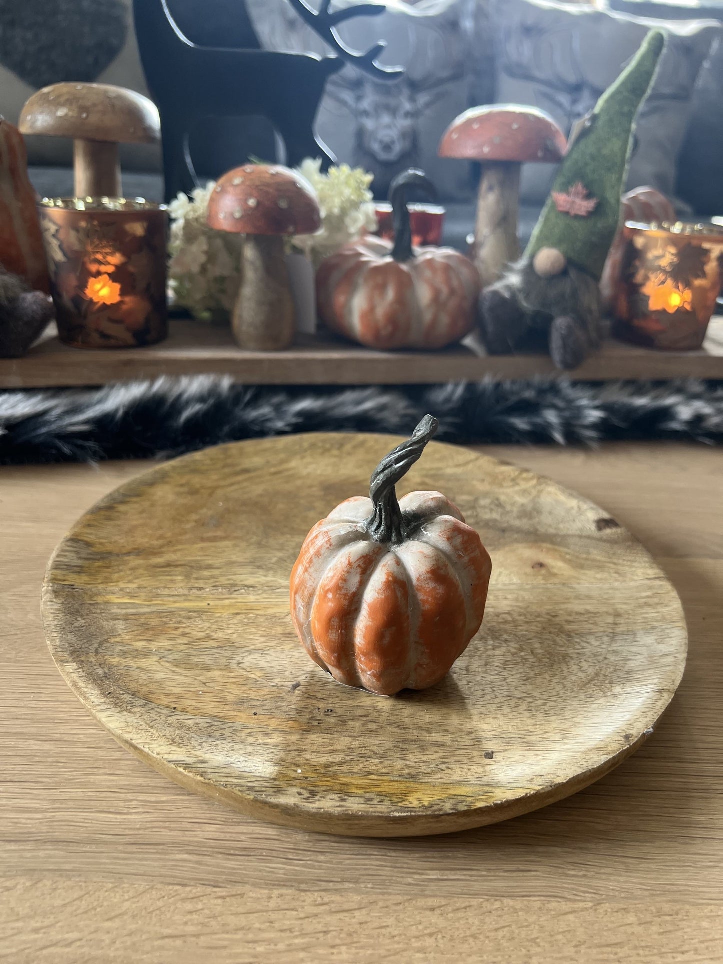Kürbisfigur orange