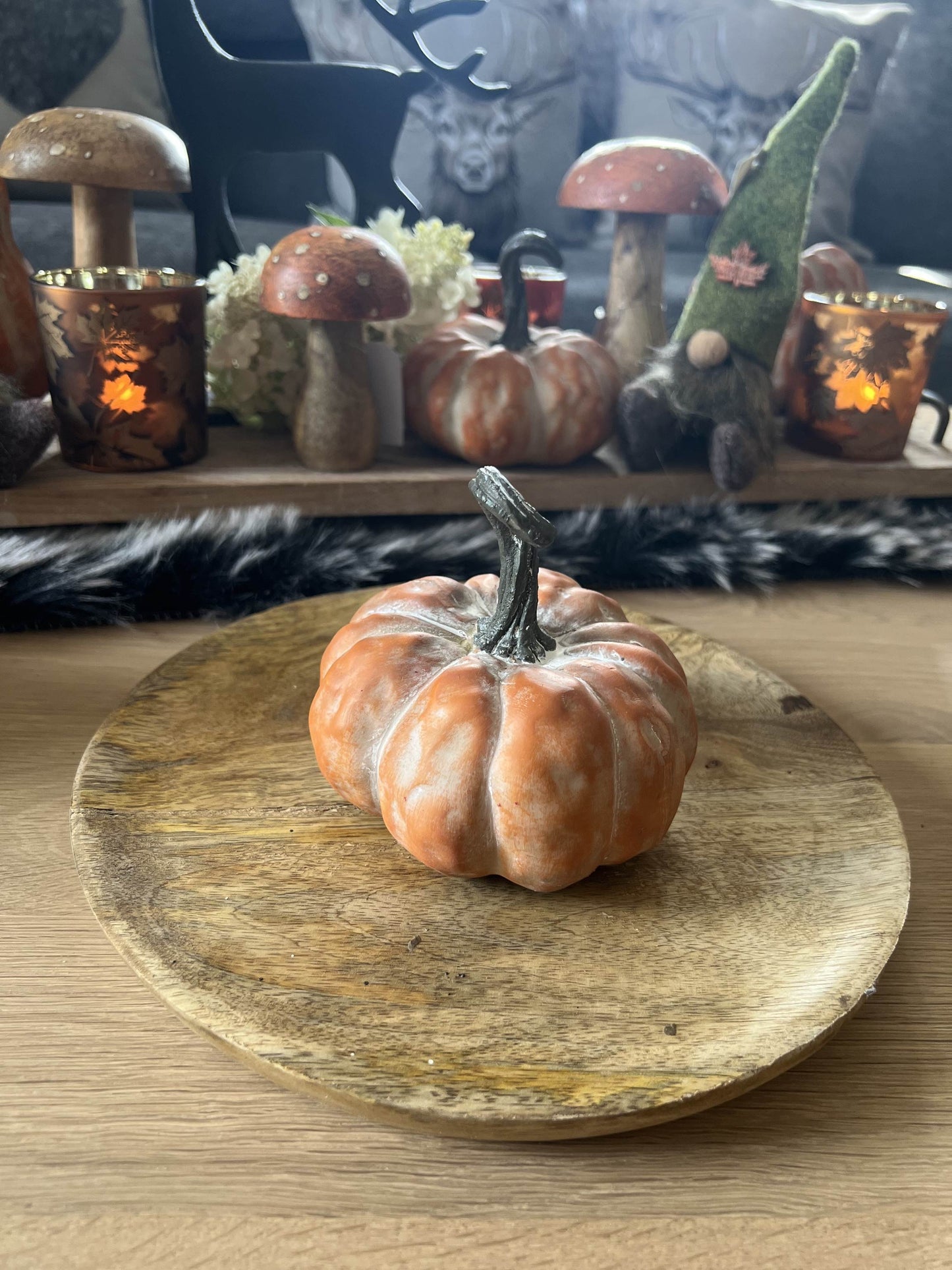 Kürbisfigur orange