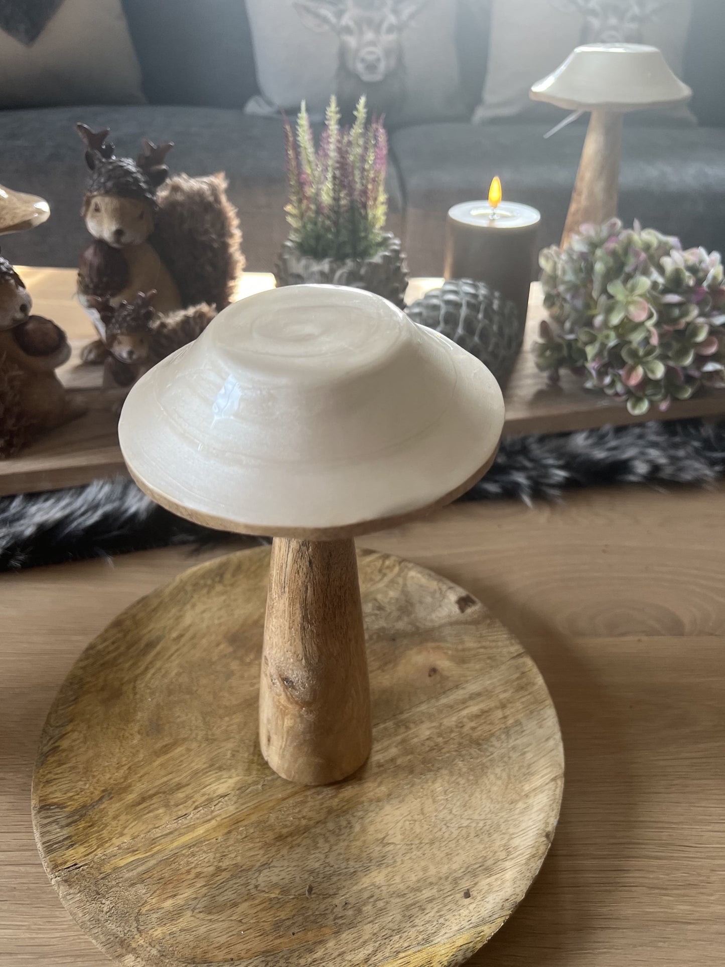 Pilzfigur aus Holz Beige