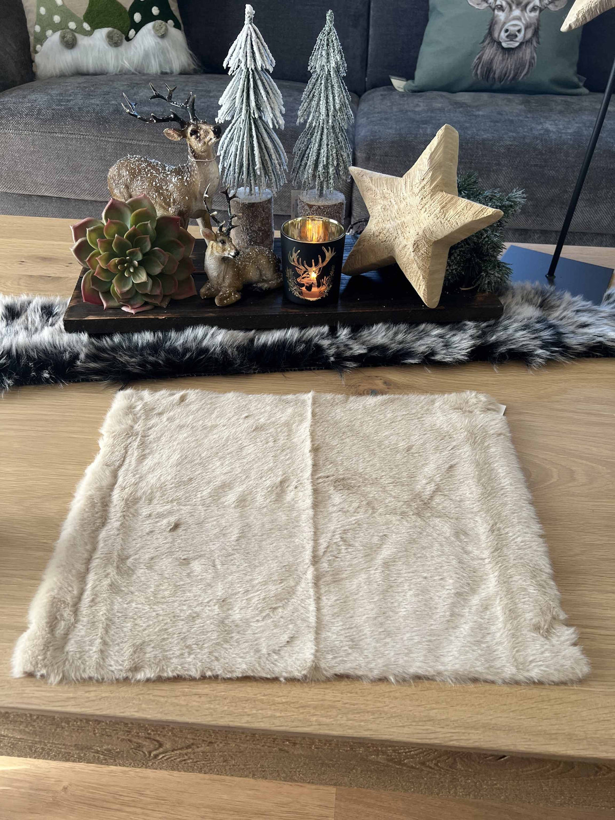Deko-Untersetzer aus weichem Kunstfell – 30cm*40cm rechteckig– Beige & Taupe
