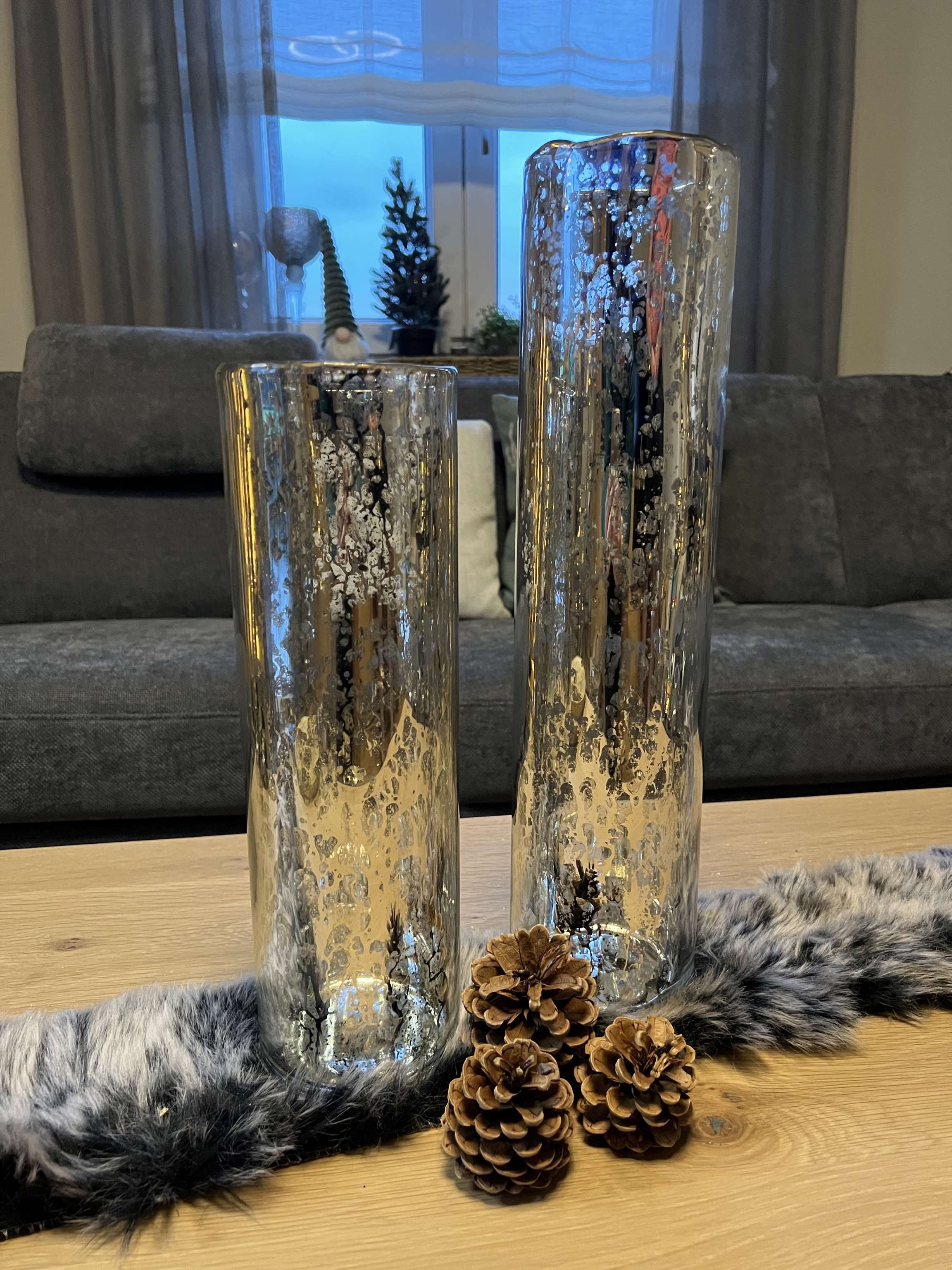Zylindervase aus Glas mit Boden