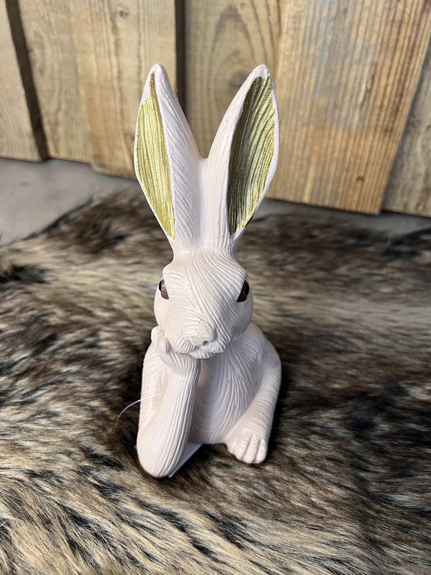 Hasenfigur aus Polyresin