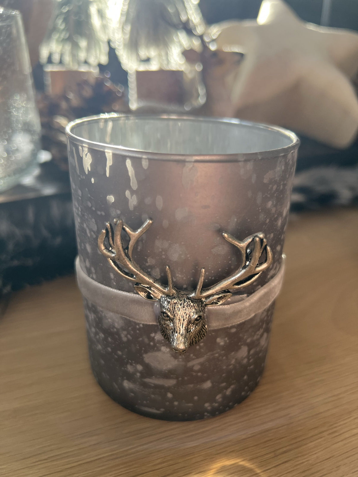 Windlicht mit Metallhirsch