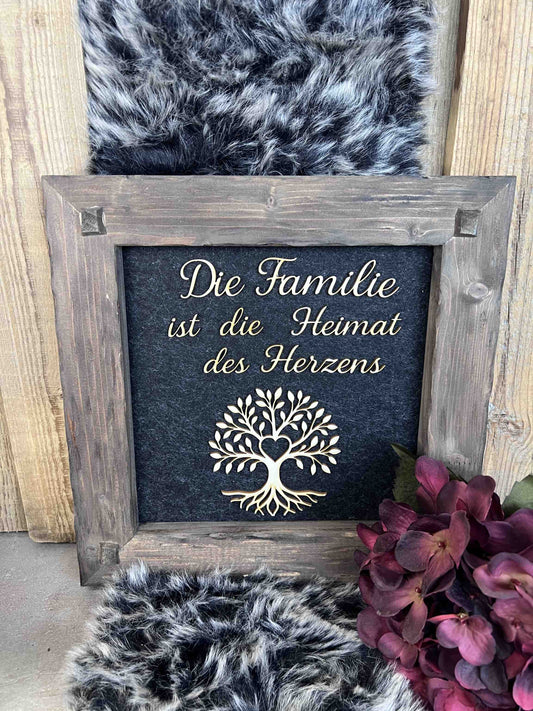 Holzrahmen 30*30cm "Die Familie ist die Heimat des Herzens"