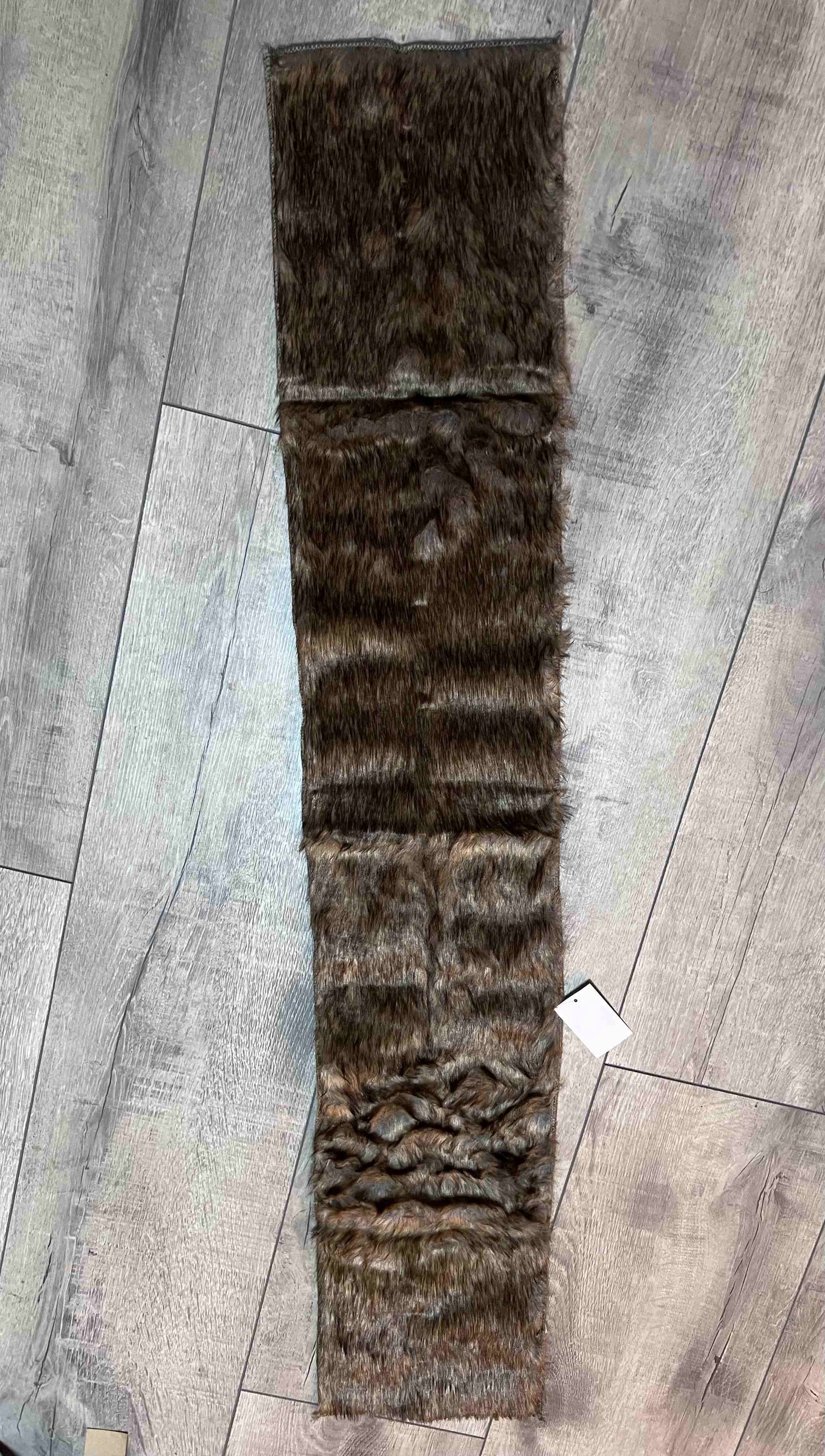 Tischläufer aus Kunstfell