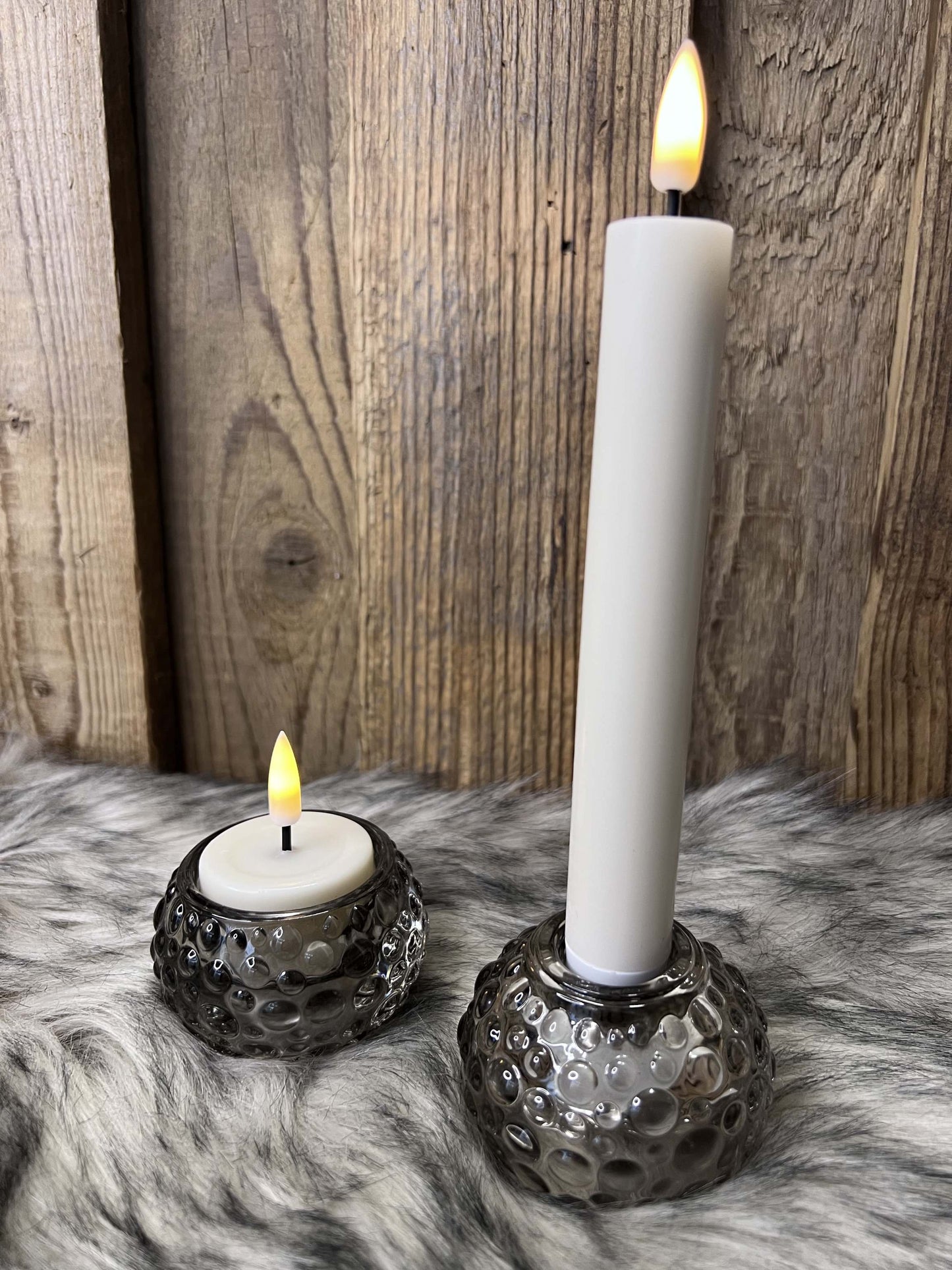 Kerzenhalter aus Glas grau